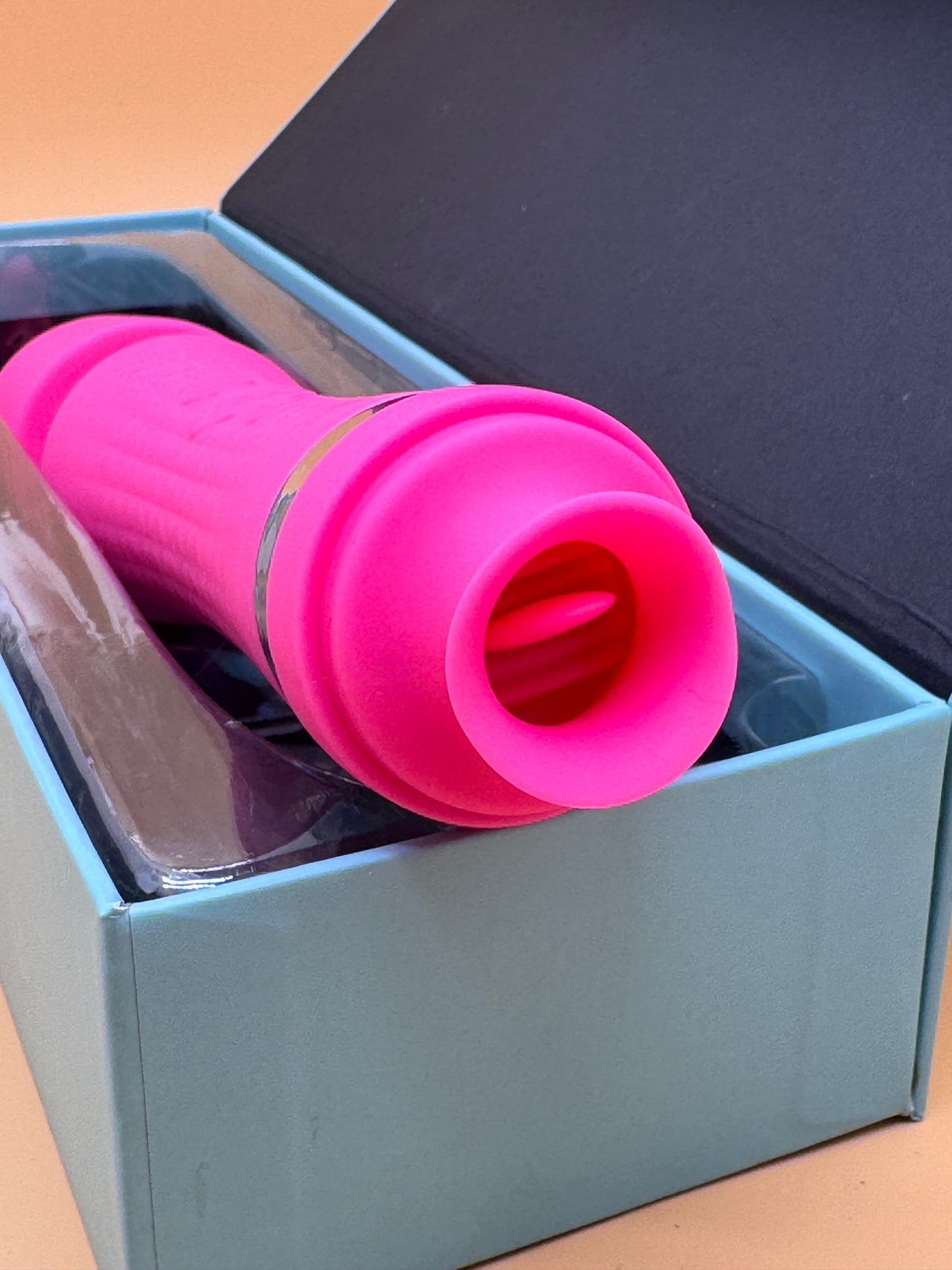 Double ended wand with Vibrating Tongue
