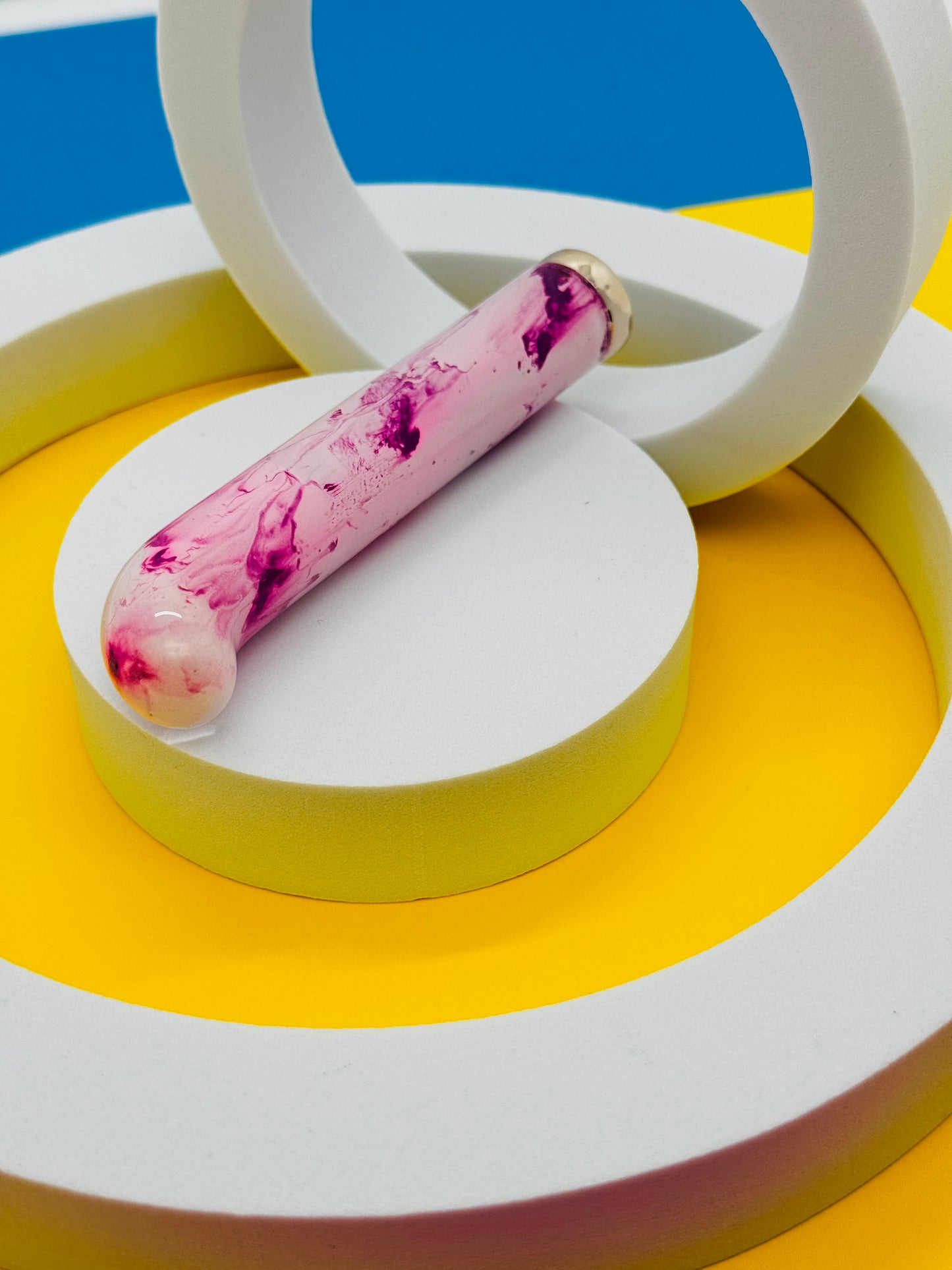 Stick type vibrator